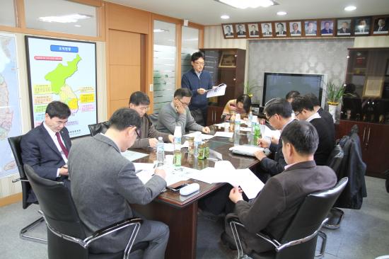 한돈팜스를 활용한 수급조절 회의 열어