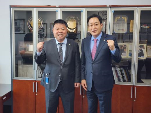 [보도자료] 이기홍 한돈협회장, 김선교, 정희용 의원 면담 통해 축산물 유통법 제정안 저지 강력 호소