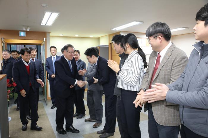 이개호 장관 한돈협회 방문