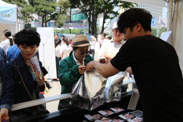 가정의 달 기념, 한돈 판매촉진 진행