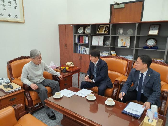 (1126) 국회 여상규 법사위원장 면담